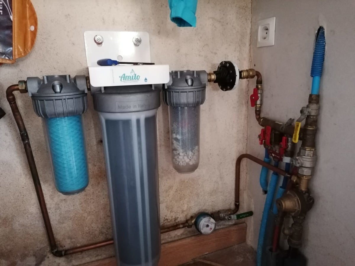 Purificateur d'eau pour la maison - Filtre à eau domestique Amilo -  Vitaliseur d'eau breveté avec pose comprise