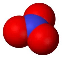 molécules chimiques dans l'eau du robinet